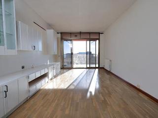 Pis a Avinguda de carles iii 24. Piso luminoso con balcón y vistas al mar, 3 habitaciones, céntri