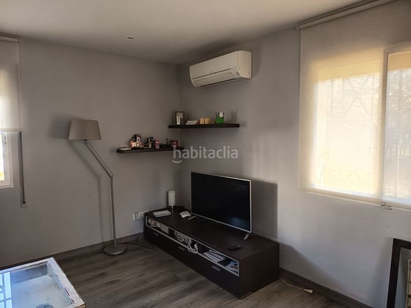 Foto 3071141e-bdec-4aef-bbbc-c1e175144497. Chalet en cami 9 parellades 1 chalet con encanto en Roquetes