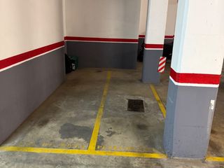 Alquiler Parking coche en Balmes  43. Parking coche pequeño
