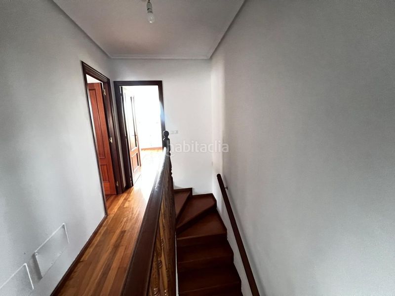 Foto 1fe1dd66-c3aa-4733-ba59-d9e9f7ef50b6. Chalet in barrio la teja 127 in Reocín
