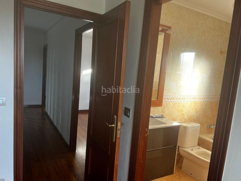 Foto add725d4-280c-4854-8a55-f5cbf7c40e17. Chalet in barrio la teja 127 in Reocín