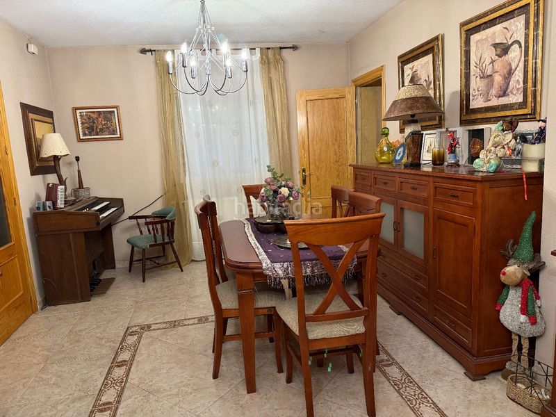 Foto 715d391b-6bc9-4b57-a984-80264d0165c0. Chalet in calle roble 28 in Argamasilla de Calatrava