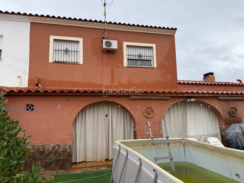 Foto e0bc8b70-1644-41b6-ab2e-75ac3570051f. Chalet in calle roble 28 in Argamasilla de Calatrava