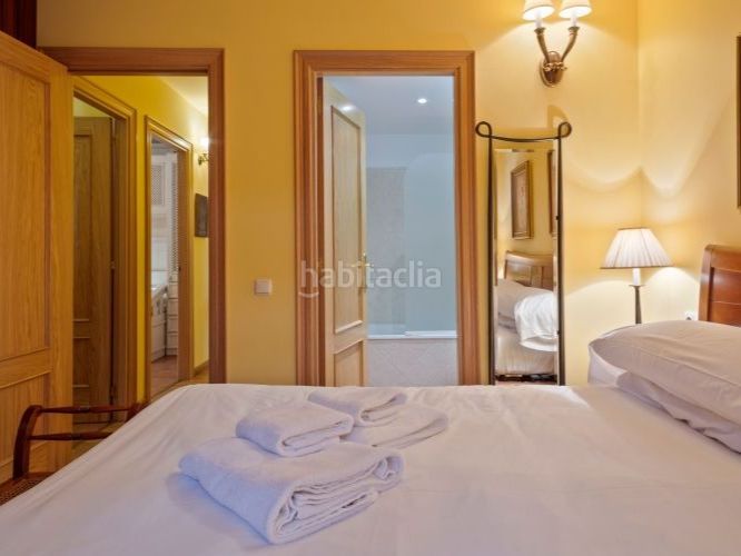 Foto 8a4a6e9b-2d0f-49f0-90d6-035b3cb36892. Alquiler masía en avenguda deth pas d'arró 14 luminoso y exclusivo en Vielha e Mijaran