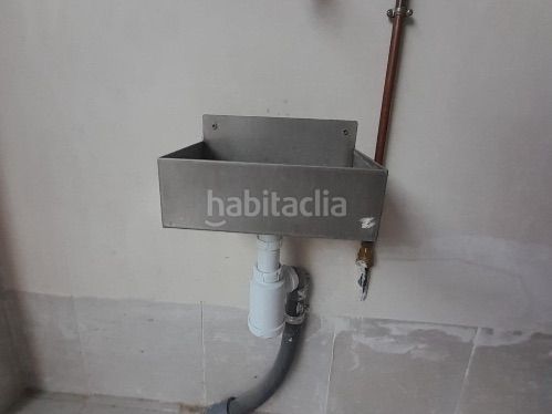 Foto 6361cc95-ff50-4439-9e90-d56deac1a89e. Aparcament cotxe a serafi pitarra 2 a Berga