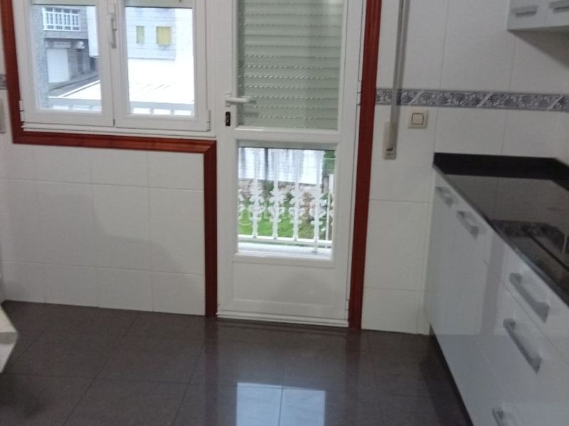 Foto bde91b85-f922-4ba8-8d79-dabc7dbc9b6d. Alquiler piso en carreira coba 10 se alquila piso en Maceda