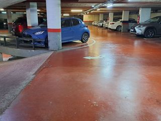 Lloguer Aparcament cotxe a Carrer de valència 370. Comoda plaza parking en alquiler solo 120 euros/mes