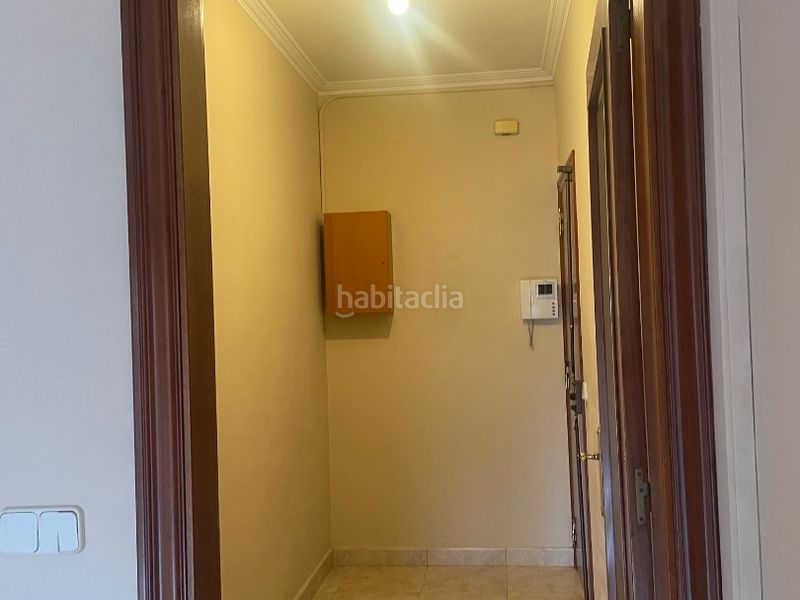 Foto 91ffebdc-ac98-4659-9bd7-a4730f2de40e. Pis a conca 44 a El Camp de l´Arpa del Clot Barcelona