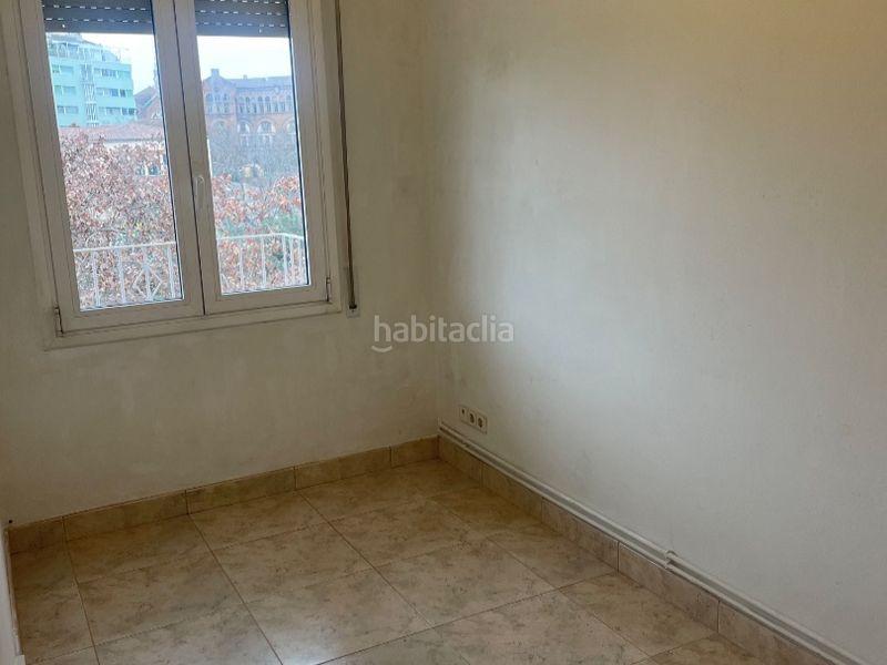 Foto bc4c7e1f-09d3-4a8c-b526-e595c6d5aec2. Pis a conca 44 a El Camp de l´Arpa del Clot Barcelona