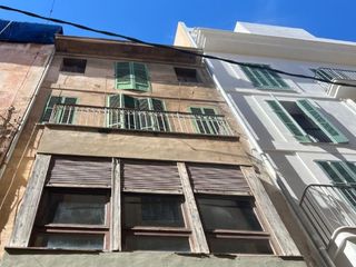 Casa a Pescateria 5. Edificio completo con 2 terrazas y vistas abiertas en casco anti