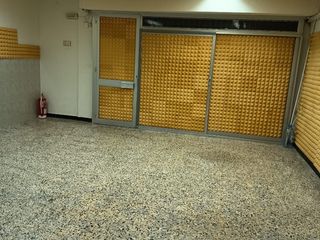 Lloguer Local Comercial a Roma 89. Local comercial en alquiler
