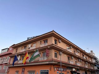 Miete Geschäftsraum in Calle galicia 14. Hostal operativo en ubicación premium de marbella, con alta ocup