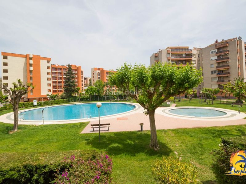 Foto a985e441-a41b-4fc9-a593-2fb3bcf88348. Piso en burguera 4 piso con liciencia turística en venta en Salou