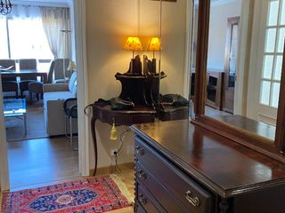 Miete Etagenwohnung in Rosalía de castro  41. Precioso piso céntrico