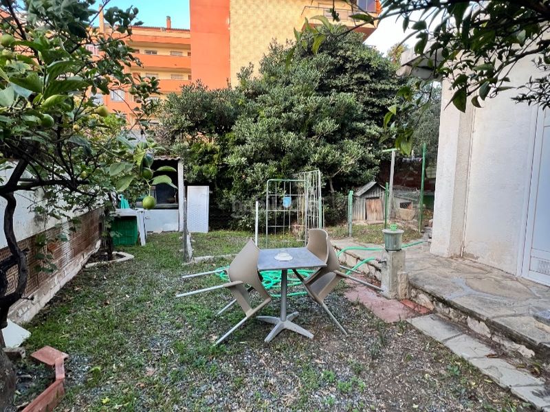 Foto 0c8c0187-c0d0-4e55-bcad-529d30a0cbcb. Chalet en carrer d'osca 5 se vende chalet en el centro . en Salou
