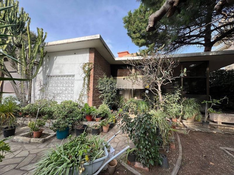 Foto 761cc95a-20b2-4275-adee-a9095dc08ae7. Chalet en carrer d'osca 5 se vende chalet en el centro . en Salou