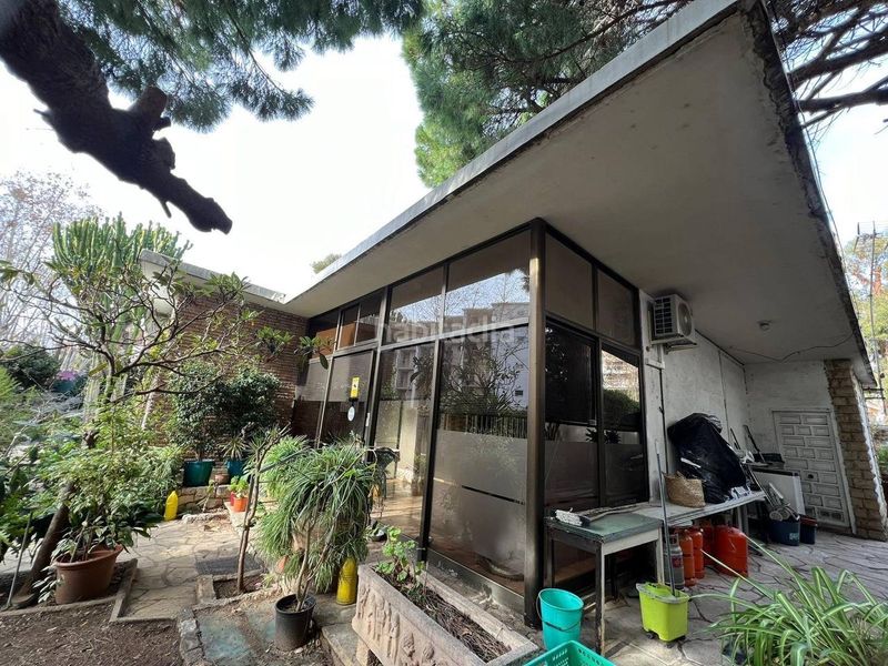 Foto a127d6b0-9c5b-444e-a65d-a8e465deb5e5. Chalet en carrer d'osca 5 se vende chalet en el centro . en Salou