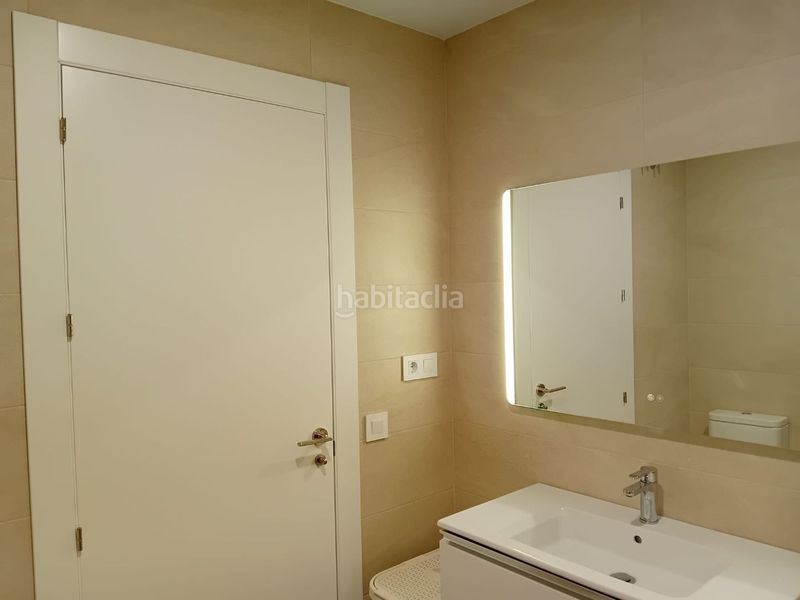 Foto bc58d0a4-7875-4ff5-b6e2-bc3a39585996. Pis a avenida del mar 145 a Almerimar Ejido (El)