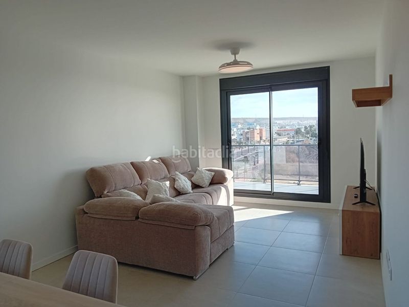 Foto fdf0bb58-34d0-4929-a21f-e5a3363aeb68. Pis a avenida del mar 145 a Almerimar Ejido (El)