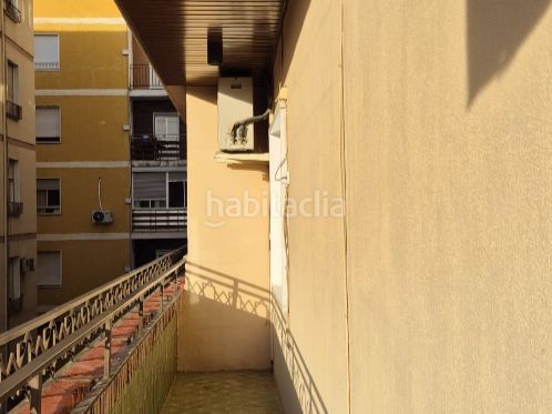 Foto 033e8d7e-c895-4d7d-a8d0-6b1221d243d8. Piso en avenida doctor oloriz 27 zona Plaza de Toros: piso de 4 dormitorios y 174 m² con garaje y terraza – excelente estado en Granada