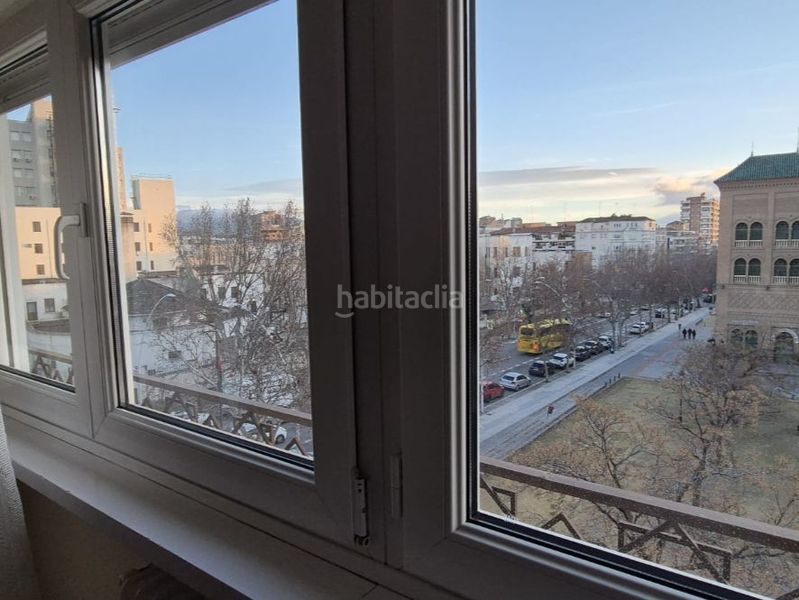 Foto 1e129fab-78ae-4a5f-afc4-e5839f483864. Piso en avenida doctor oloriz 27 zona Plaza de Toros: piso de 4 dormitorios y 174 m² con garaje y terraza – excelente estado en Granada