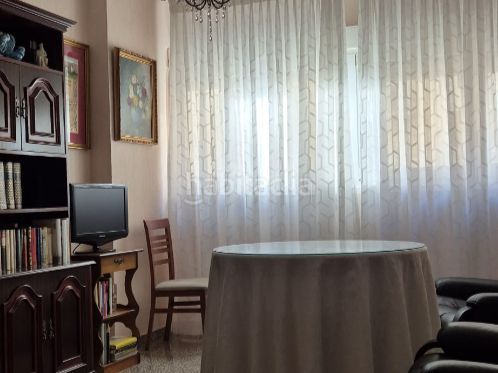 Foto 4b7f3598-1ede-4c62-958d-2f934bc2e984. Piso en avenida doctor oloriz 27 zona Plaza de Toros: piso de 4 dormitorios y 174 m² con garaje y terraza – excelente estado en Granada