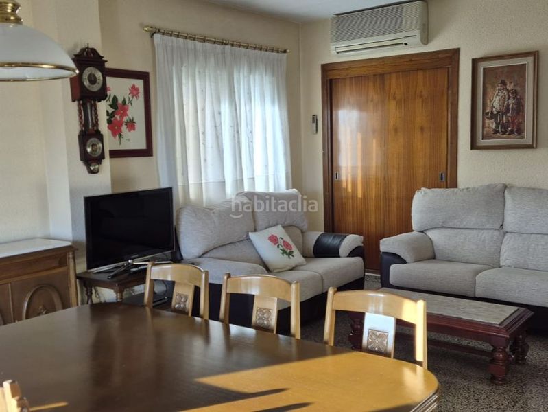 Foto fd0f314c-b19d-44b2-93bc-7b8f9a301ac9. Piso en avenida doctor oloriz 27 zona Plaza de Toros: piso de 4 dormitorios y 174 m² con garaje y terraza – excelente estado en Granada