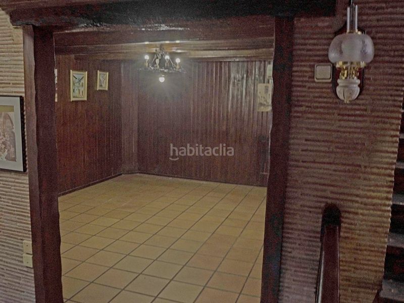 Foto 4d34284c-deef-452b-83b9-ab2e614f8c36. Alquiler local comercial en bernat de riudemeia 6 local emblemàtic en lloguer al centre d’ en Argentona