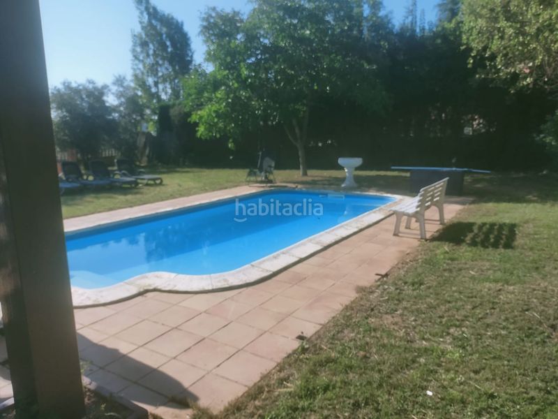 Foto 7386908e-b739-4a51-b8ad-9e73511b3647. Chalet en urbanitzacio can domenech 781a casa 4 habitaciones y piscina todo plano en Tordera
