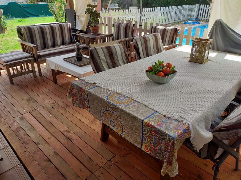 Foto fe74bd09-affd-4efa-9dd7-afaa7867c657. Chalet en urbanitzacio can domenech 781a casa 4 habitaciones y piscina todo plano en Tordera