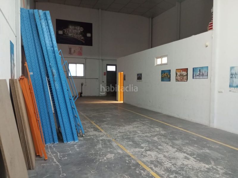 Foto cfcb6efc-32b8-4d77-b1f2-c3a21d46f926. Nau industrial a partida rubial calle 2 9 a Las Virtudes Villena