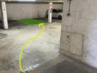 Rent Car parking in Carrer barcelona 40. Pàrquing de cotxe a carretera de barcelona, eixample nord. giron