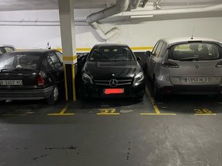 Lloguer Aparcament cotxe a Carrer de la indústria 335. Parking - aparcamiento