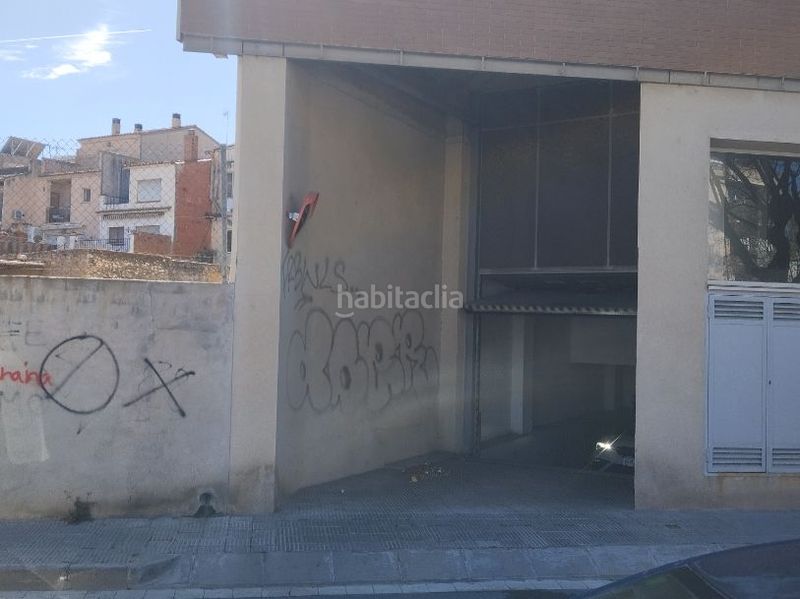 Foto abd84a2c-dd8f-4d74-bdb2-6cf8a0885c44. Alquiler parking coche en carrer industria 20 plazas de garage para alquilar en Vendrell (El)