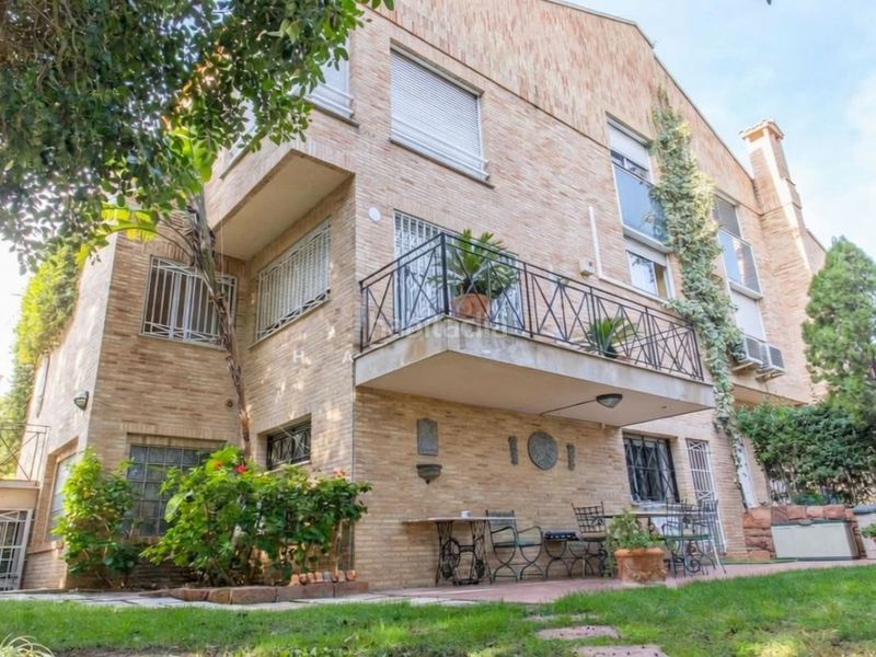Foto 247a33bf-a242-4d8e-9826-f7f1d673a12f. Chalet en manuel oliag 6 chalet independiente de lujo en la zona más selecta – privacidad absoluta a 10 minutos de valencia en Godella