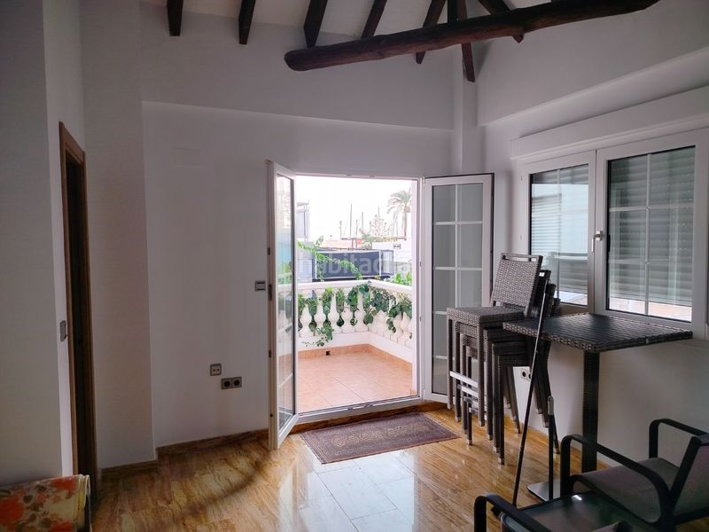 Foto 54d855f6-632b-4467-a888-d0c76024388b. Alquiler chalet en carrer alcoi 1 maravillosa casa chaleta 30 metros de la playa en Gandia