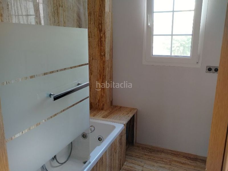 Foto b99de51d-07ba-4cee-ba5d-7176930c1c8e. Alquiler chalet en carrer alcoi 1 maravillosa casa chaleta 30 metros de la playa en Gandia