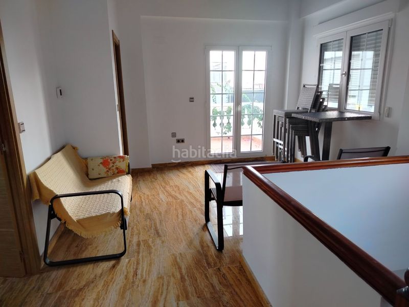 Foto c9c46996-ae6b-42e4-be6a-662064db6692. Alquiler chalet en carrer alcoi 1 maravillosa casa chaleta 30 metros de la playa en Gandia