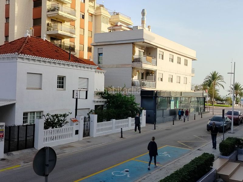 Foto d3532b35-1d60-4c68-9adc-6460c166d845. Alquiler chalet en carrer alcoi 1 maravillosa casa chaleta 30 metros de la playa en Gandia
