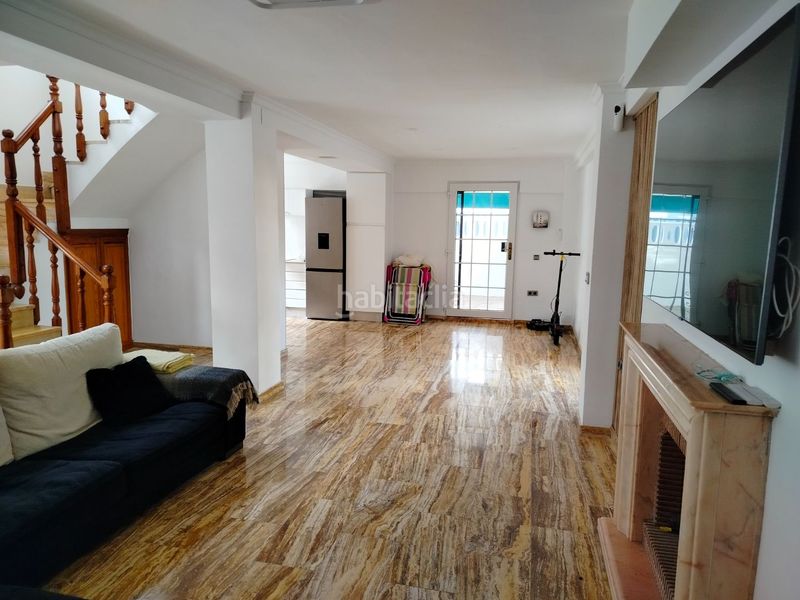 Foto f9a395d0-9d04-40eb-b587-0f96296fa2b5. Alquiler chalet en carrer alcoi 1 maravillosa casa chaleta 30 metros de la playa en Gandia