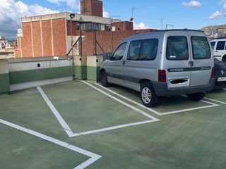 Car parking in Carrer claret 17