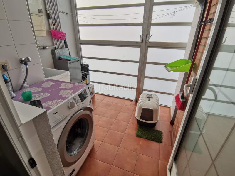 Foto b9c7de7c-63d7-4108-aff9-92c4a526ad8b. Piso en travessera montigala 99 piso + parking en muy buena zona en Badalona