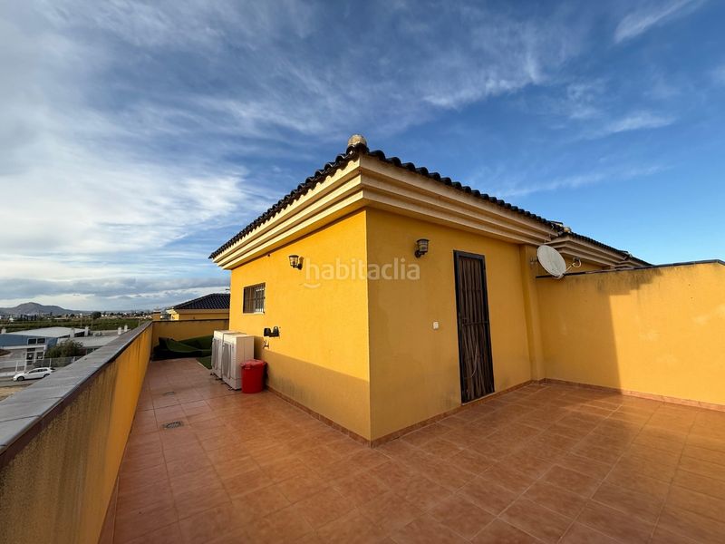 Foto f1fcf017-956b-48af-8fd8-75db3cd33a90. Chalet en calle santa ana 17 chalet en murcia en Beniel