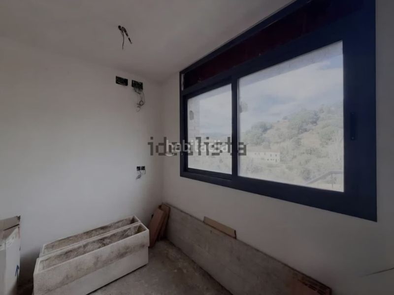 Foto 75fe978d-f74d-404e-9bcf-925e46d77e50. Chalet en carrer bellavista 30 casa amb piscina i jardí privat, per acabar els interiors en Arenys de Munt