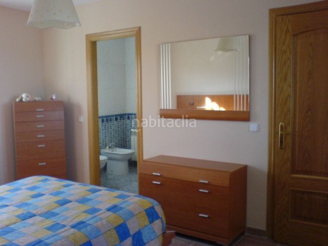 Foto e4580f4d-0b64-4b4f-89b7-dbab9c93d090. Xalet a calle cañada 103 a Trijueque