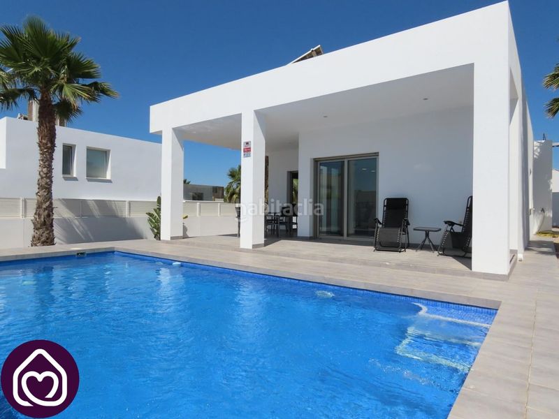 Foto 74ae5c11-877e-4da7-9699-7bd5e85dc4b5. House in willy brandt 5 in San Fulgencio