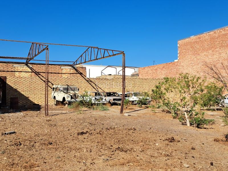 Foto b501251f-b761-4847-9d1c-57c64384ec4a. Area edificabile industriale in calle torno 20 in Pilas