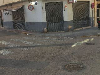 Local Comercial a Calle dominical 2. Bajo cambio de uso a vivienda