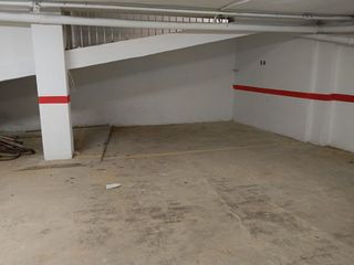 Rent Car parking in Carrer de sant blai 1. Plaza garaje,parking