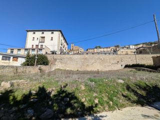 Terreno residencial en Travesia pintor crispin 4. Finca urbana 530m² en aibar | ideal para 2 pareados | listo para